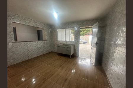 Casa para alugar com 70m², 2 quartos e 1 vaga Casa para alugar com 70m², 2 quartos e 1 vagaSala/Cozinha