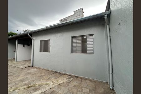 Casa para alugar com 70m², 2 quartos e 1 vaga Casa para alugar com 70m², 2 quartos e 1 vagaQuintal