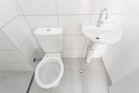 Apartamento à venda com 40m², 2 quartos e sem vagaBanheiro 