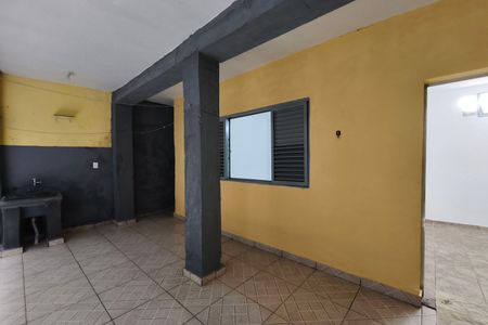 Casa para alugar com 70m², 2 quartos e sem vagaÁrea de Serviço