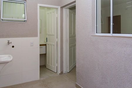 Casa para alugar com 50m², 2 quartos e sem vaga