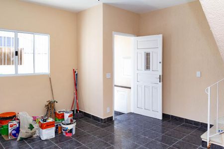 Casa para alugar com 50m², 2 quartos e sem vaga