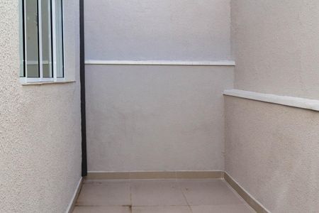 Casa para alugar com 50m², 2 quartos e sem vaga