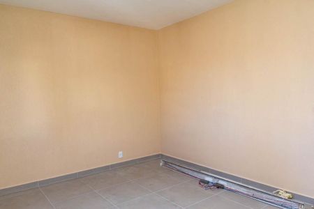 Casa para alugar com 50m², 2 quartos e sem vaga