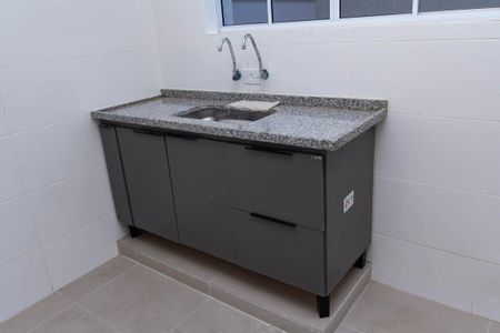Casa para alugar com 50m², 2 quartos e sem vaga