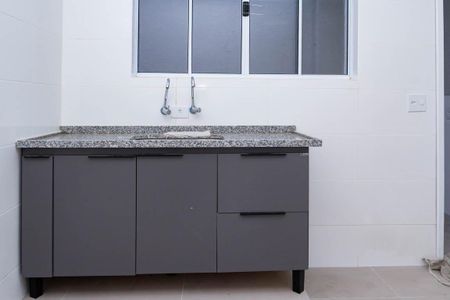 Casa para alugar com 50m², 2 quartos e sem vaga