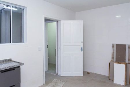 Casa para alugar com 50m², 2 quartos e sem vaga