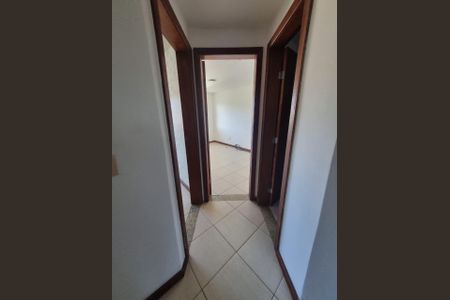 Corredor de casa à venda com 3 quartos, 143m² em Itaipu, Niterói