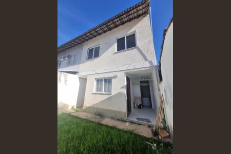 Casa à venda com 143m², 3 quartos e 2 vagasÁrea externa