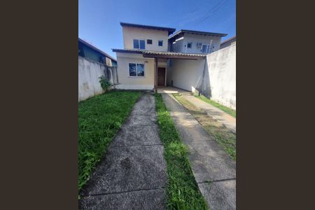 Casa à venda com 143m², 3 quartos e 2 vagasÁrea externa