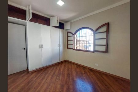 Casa para alugar com 90m², 3 quartos e 2 vagas Casa para alugar com 90m², 3 quartos e 2 vagasQuarto 1
