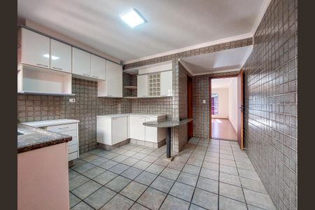 Casa para alugar com 90m², 3 quartos e 2 vagas Casa para alugar com 90m², 3 quartos e 2 vagasCozinha