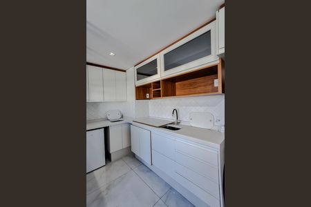 Apartamento para alugar com 34m², 1 quarto e 1 vaga Apartamento para alugar com 34m², 1 quarto e 1 vagaCozinha e Área de Serviço
