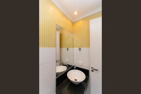 Apartamento à venda com 57m², 3 quartos e 1 vaga Apartamento à venda com 57m², 3 quartos e 1 vagaBanheiro da Suíte