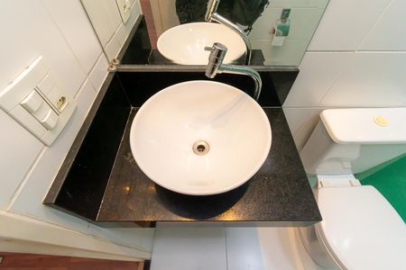Apartamento à venda com 57m², 3 quartos e 1 vaga Apartamento à venda com 57m², 3 quartos e 1 vagaBanheiro 2