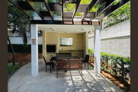 Apartamento para alugar com 50m², 2 quartos e 1 vaga Apartamento para alugar com 50m², 2 quartos e 1 vagaÁrea comum - Churrasqueira