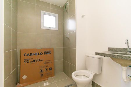 Banheiro de kitnet/studio à venda com 1 quarto, 31m² em Vila Ema, São Paulo
