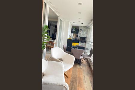 Foto 09 de apartamento à venda com 2 quartos, 110m² em Jardim Monte Kemel, São Paulo
