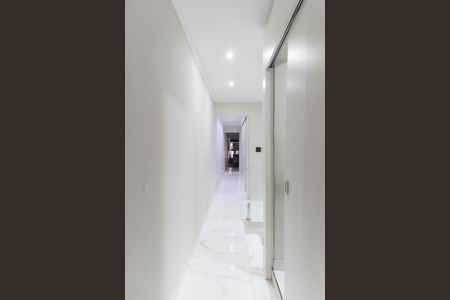 Casa para alugar com 250m², 3 quartos e 1 vagaCorredor