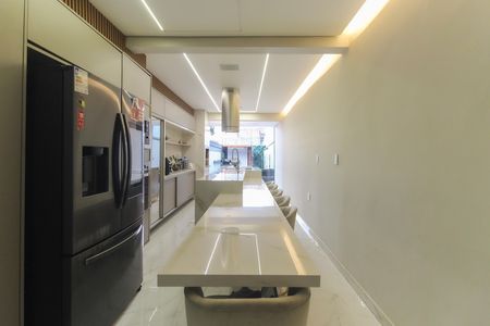 Casa para alugar com 250m², 3 quartos e 1 vagaCozinha
