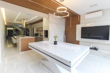 Casa para alugar com 250m², 3 quartos e 1 vagaCozinha
