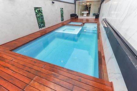 Casa para alugar com 250m², 3 quartos e 1 vagaÁrea Externa - Piscina