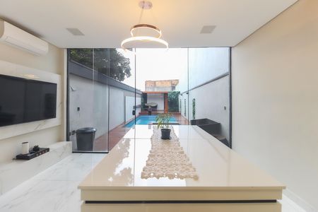 Casa para alugar com 250m², 3 quartos e 1 vagaCozinha