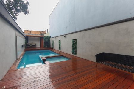 Casa para alugar com 250m², 3 quartos e 1 vagaÁrea Externa - Piscina