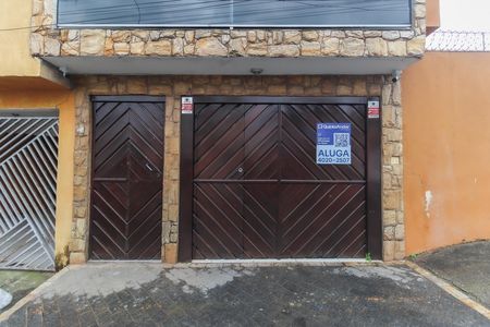 Casa para alugar com 250m², 3 quartos e 1 vagaFachada
