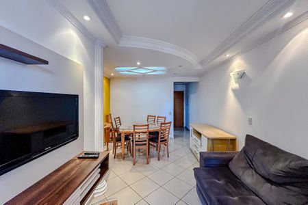 Apartamento para alugar com 80m², 3 quartos e 2 vagasSala