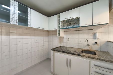 Cozinha de apartamento à venda com 2 quartos, 58m² em Jardim Londres, Campinas