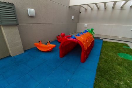 Apartamento para alugar com 30m², 1 quarto e sem vaga Apartamento para alugar com 30m², 1 quarto e sem vagaÁrea comum - Playground