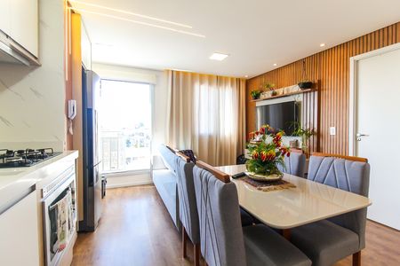 Sala/Cozinha de apartamento para alugar com 1 quarto, 30m² em Cidade Antônio Estêvão de Carvalho, São Paulo