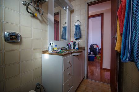 Banheiro Social de apartamento à venda com 2 quartos, 70m² em Vila Isabel, Rio de Janeiro
