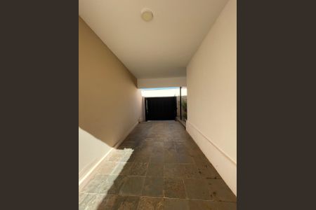 Área comum de casa para alugar com 2 quartos, 138m² em Tabajaras, Uberlândia