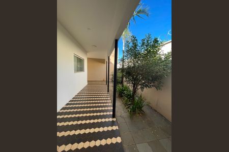 Área comum de casa para alugar com 2 quartos, 138m² em Tabajaras, Uberlândia