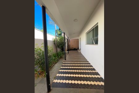 Casa para alugar com 138m², 2 quartos e 2 vagas Casa para alugar com 138m², 2 quartos e 2 vagasÁrea comum