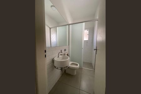 Casa para alugar com 138m², 2 quartos e 2 vagas Casa para alugar com 138m², 2 quartos e 2 vagasBanheiro da Suíte
