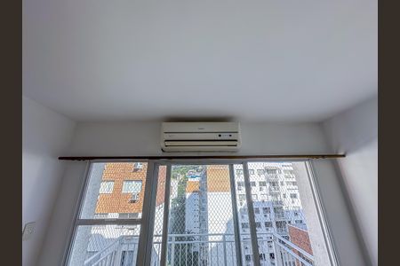 Apartamento para alugar com 68m², 2 quartos e 1 vaga
