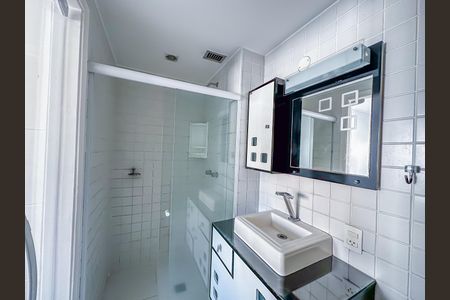 Apartamento para alugar com 68m², 2 quartos e 1 vaga