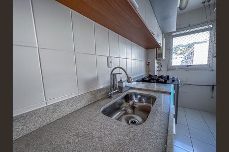 Apartamento para alugar com 68m², 2 quartos e 1 vaga