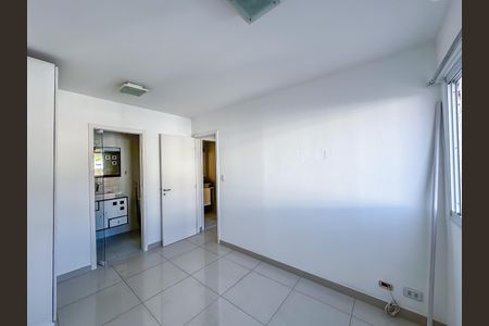 Apartamento para alugar com 68m², 2 quartos e 1 vaga