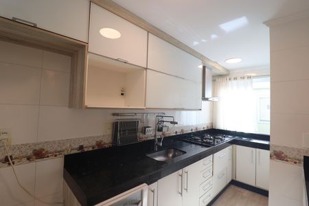 Cozinha de apartamento à venda com 3 quartos, 186m² em Parque das Nações, Santo André