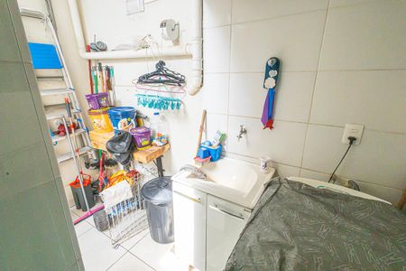 Casa à venda com 202m², 3 quartos e 2 vagas Casa à venda com 202m², 3 quartos e 2 vagasArea de serviço