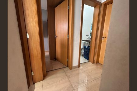 Corredor de casa à venda com 3 quartos, 202m² em Candelária, Belo Horizonte