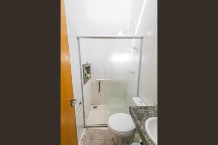 Casa à venda com 202m², 3 quartos e 2 vagas Casa à venda com 202m², 3 quartos e 2 vagasBanheiro