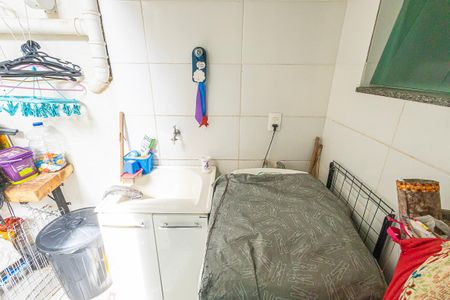 Casa à venda com 202m², 3 quartos e 2 vagas Casa à venda com 202m², 3 quartos e 2 vagasArea de serviço
