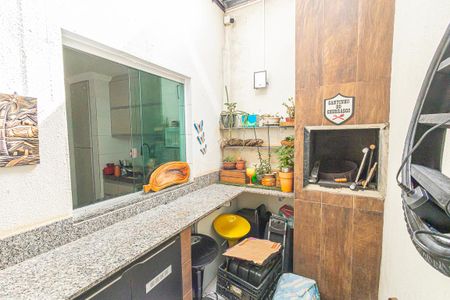 Casa à venda com 202m², 3 quartos e 2 vagas Casa à venda com 202m², 3 quartos e 2 vagasÁrea gourmet