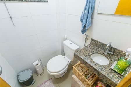 Casa à venda com 202m², 3 quartos e 2 vagas Casa à venda com 202m², 3 quartos e 2 vagasLavabo