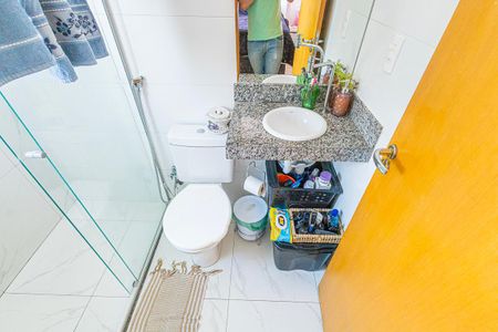 Casa à venda com 202m², 3 quartos e 2 vagas Casa à venda com 202m², 3 quartos e 2 vagassuite